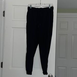 Lululemon Joggers - Size 6